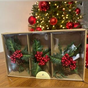 Holiday Berry gift toppers - Red and Green